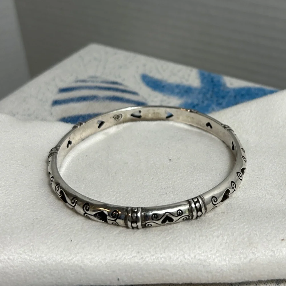 Brighton Shot Thru The Heart Bangle Bracelet Cutout Hearts Etched Design - Picture 7 of 9